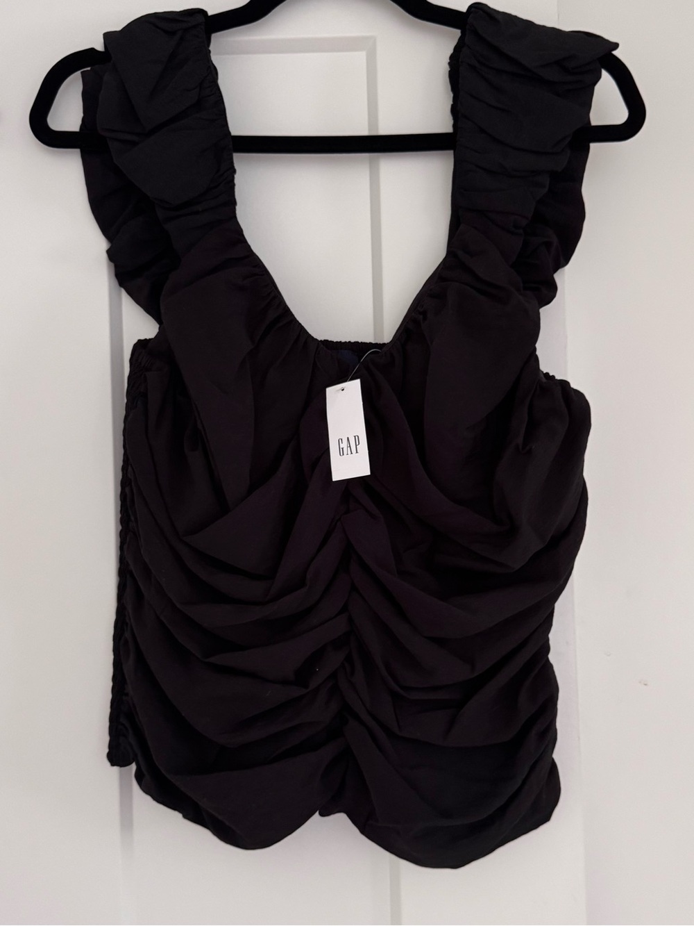 Gap Black Ruffle Detail Top – Size M